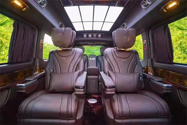 Mercedes-Benz V260L Top Custom, siedmiomiejscowy luksusowy pojazd użytkowy, K...