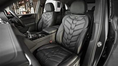 Kahn Design modyfikuje wersję Bentley Timbuktu Le Mans