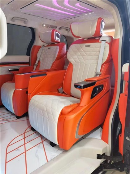 Modernizacja wnętrza fabrycznych siedzeń samochodowych