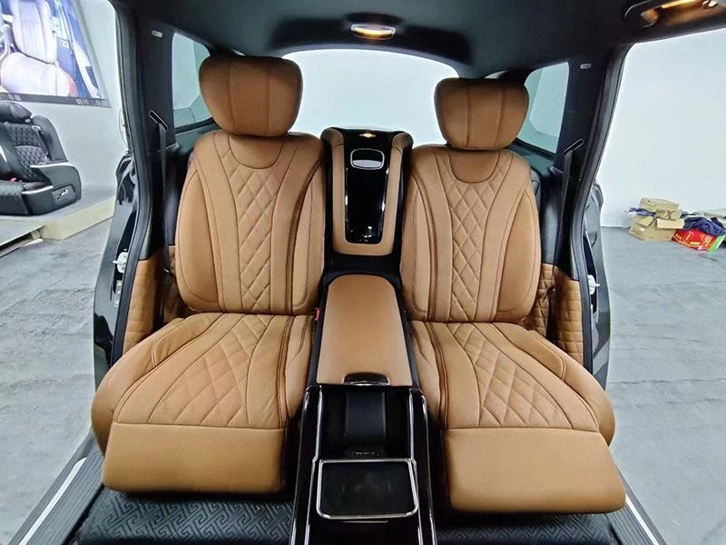 Wymienne tylne siedzenia SUV LC300